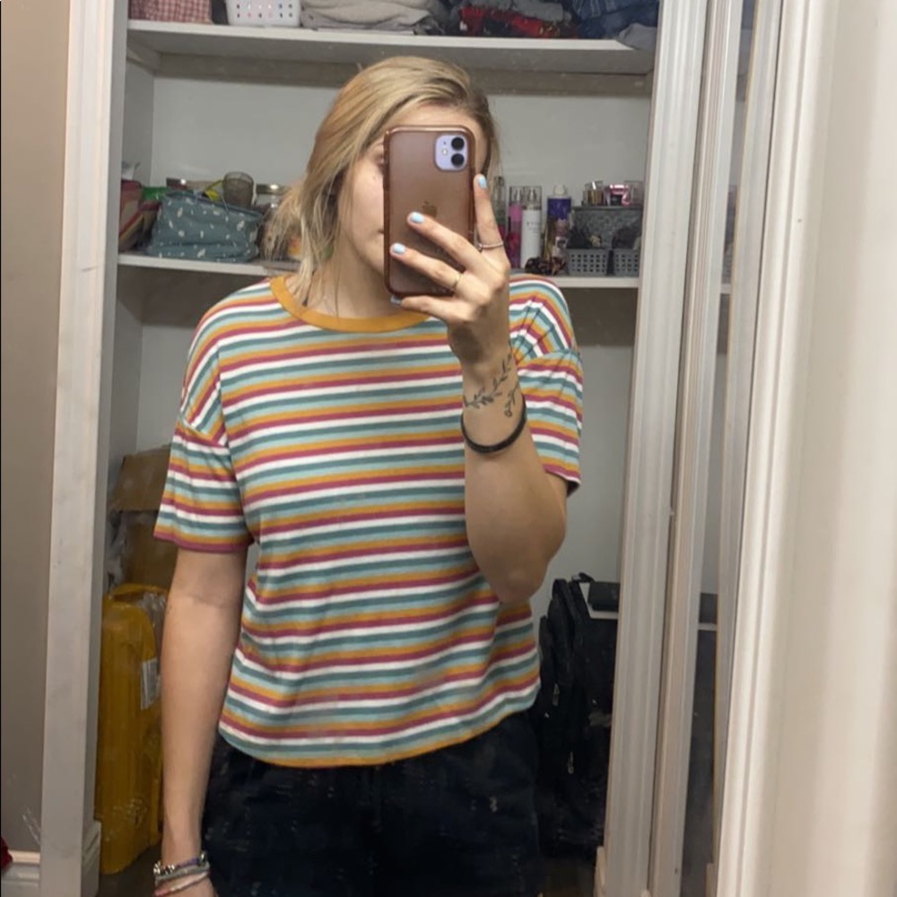 striped tee shirt